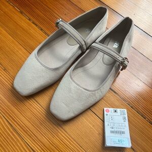 NWT Zara Maryjanes cream velvet 6